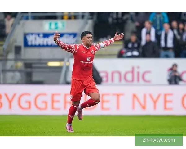 半场战平哈德破门阿米里点射各